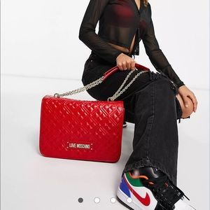 Love Moschino NWT Quilted Shoulder Bag